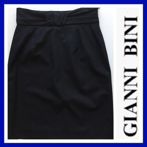 Gianni Bini classic black form fit pencil skirt